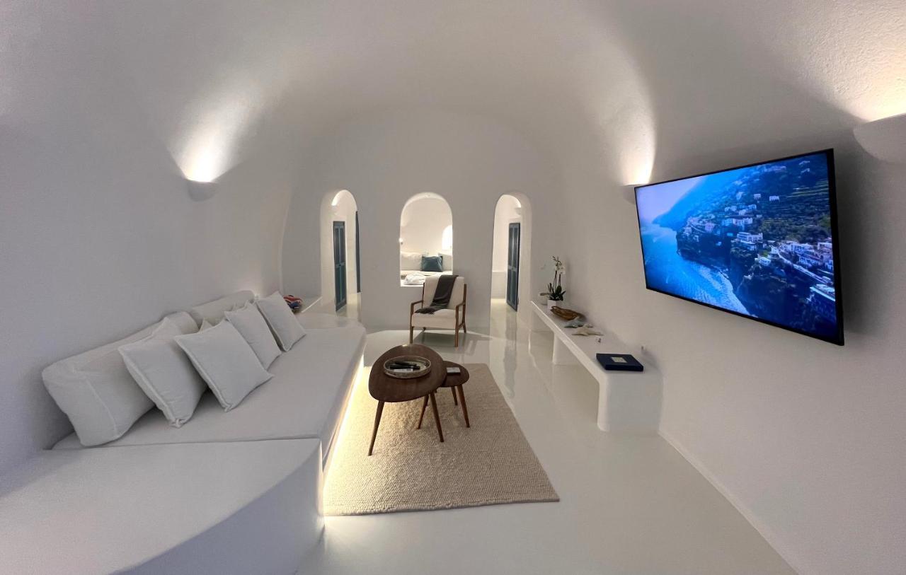 אויה Aristos Life Luxury Cave Villas מראה חיצוני תמונה